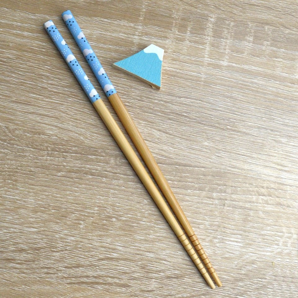 Baguettes Japonaises avec Repose Mont Fuji – Image 2