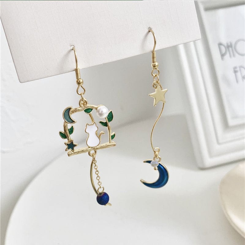 Boucles d'Oreilles Asymétriques Chat Lune et Étoile