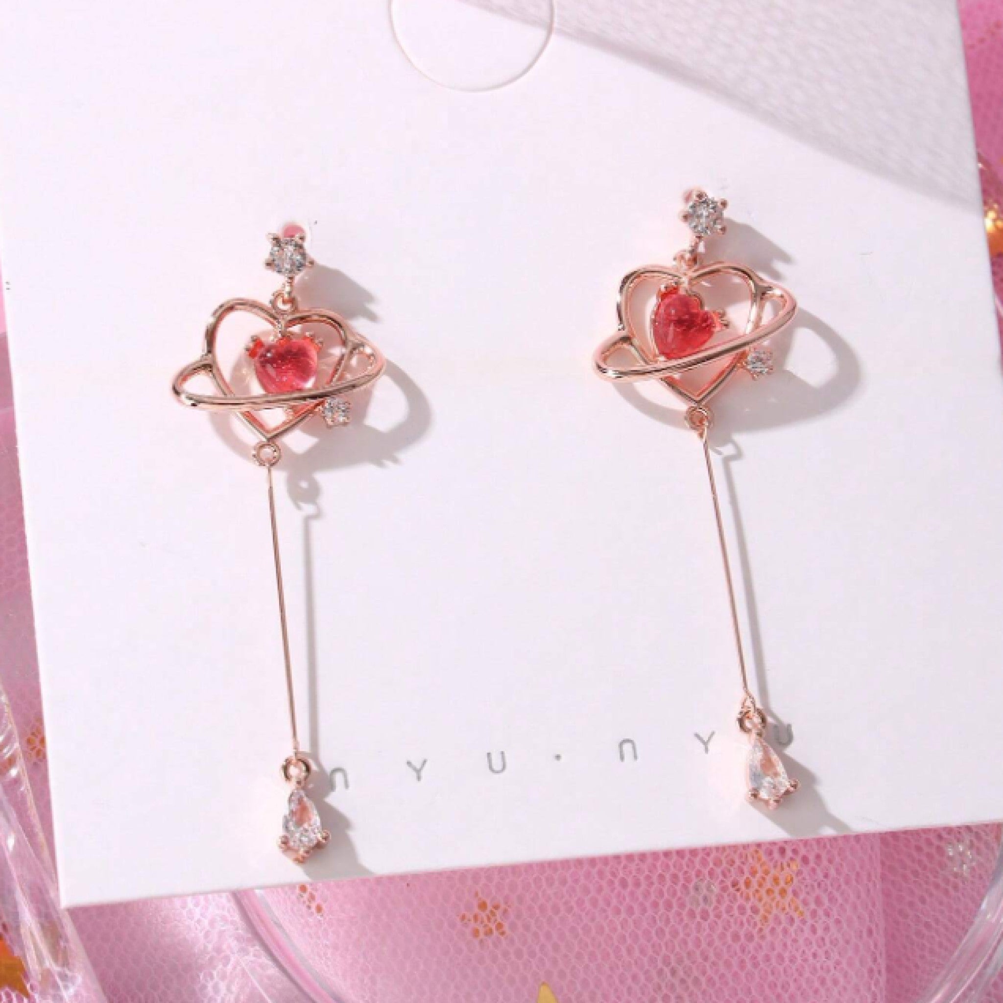 Boucles d'Oreilles Cœur Céleste. – Image 2