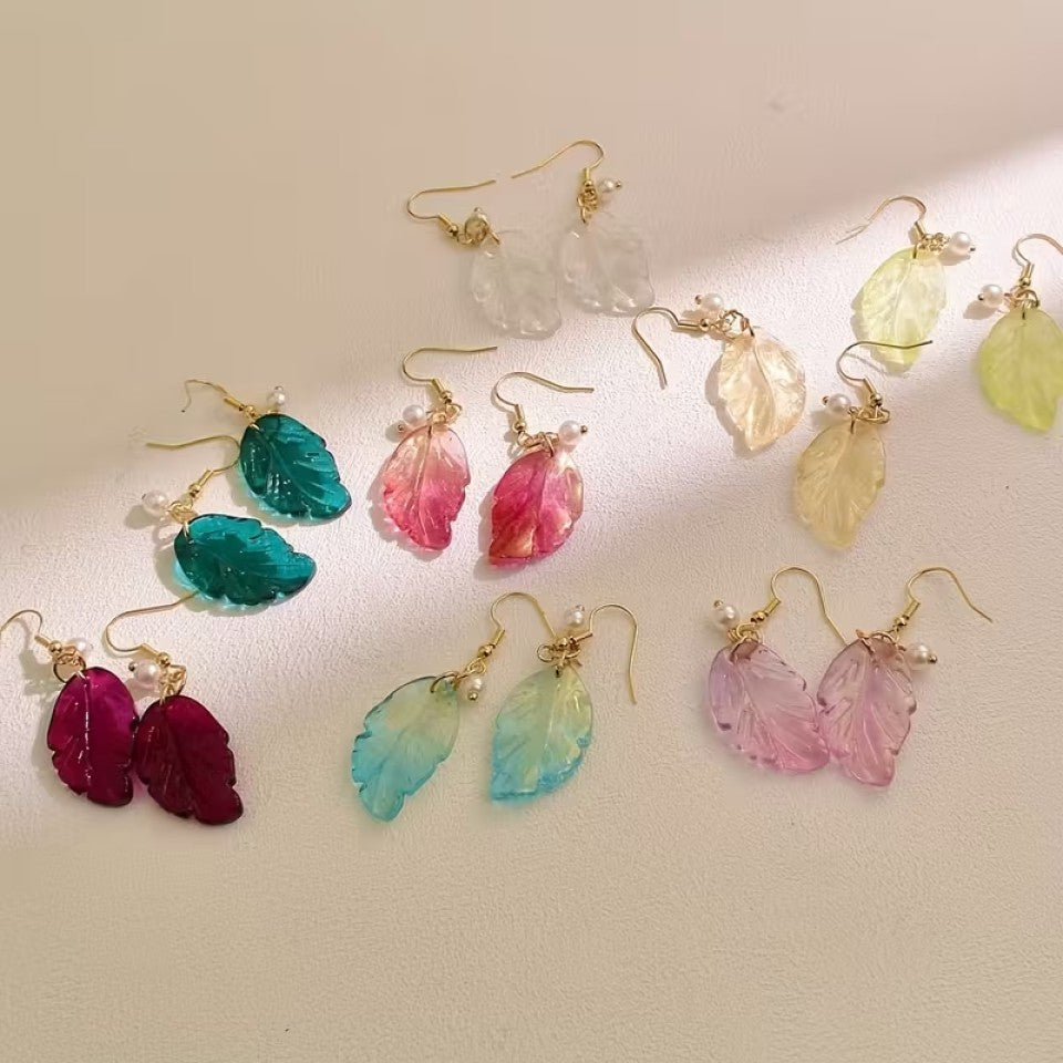Petites Boucles d'Oreilles en Feuille – Image 4