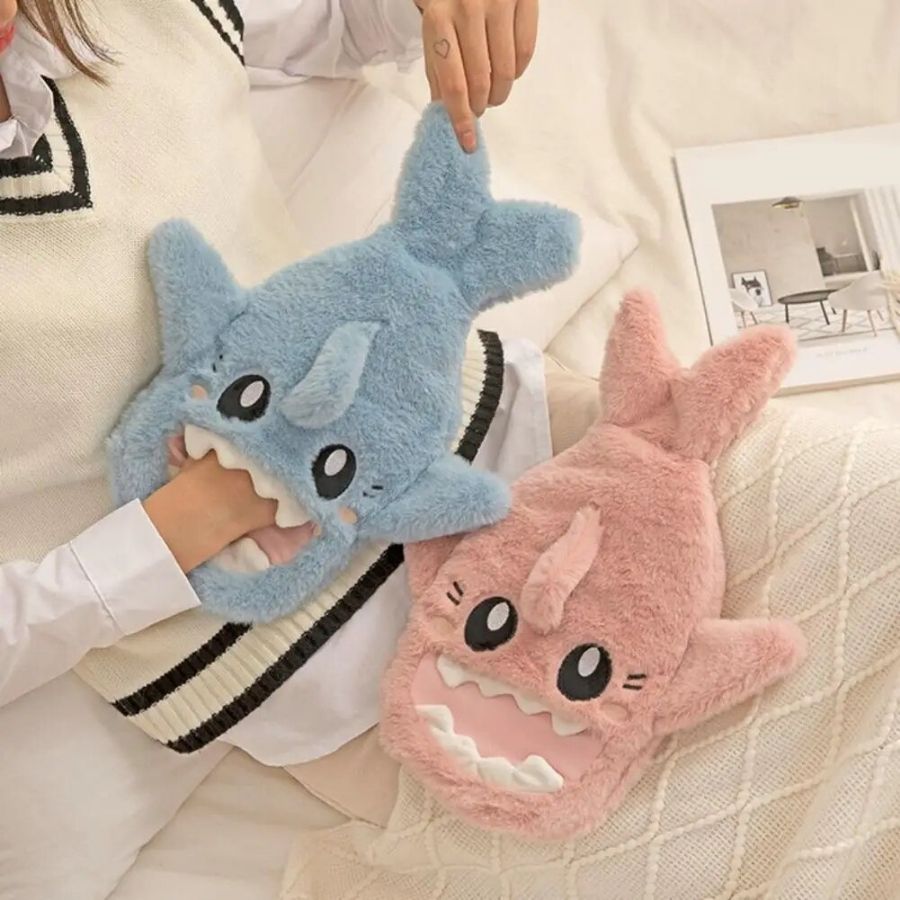 Bouillotte en Peluche Requin Bleu Mignon – Image 4