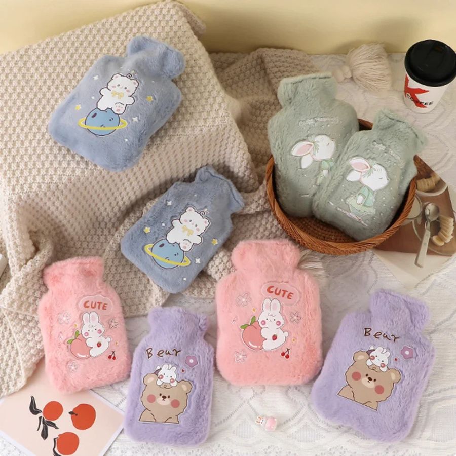 Bouillotte en Peluche Bleu Ciel Ours et Planète Kawaii – Image 3