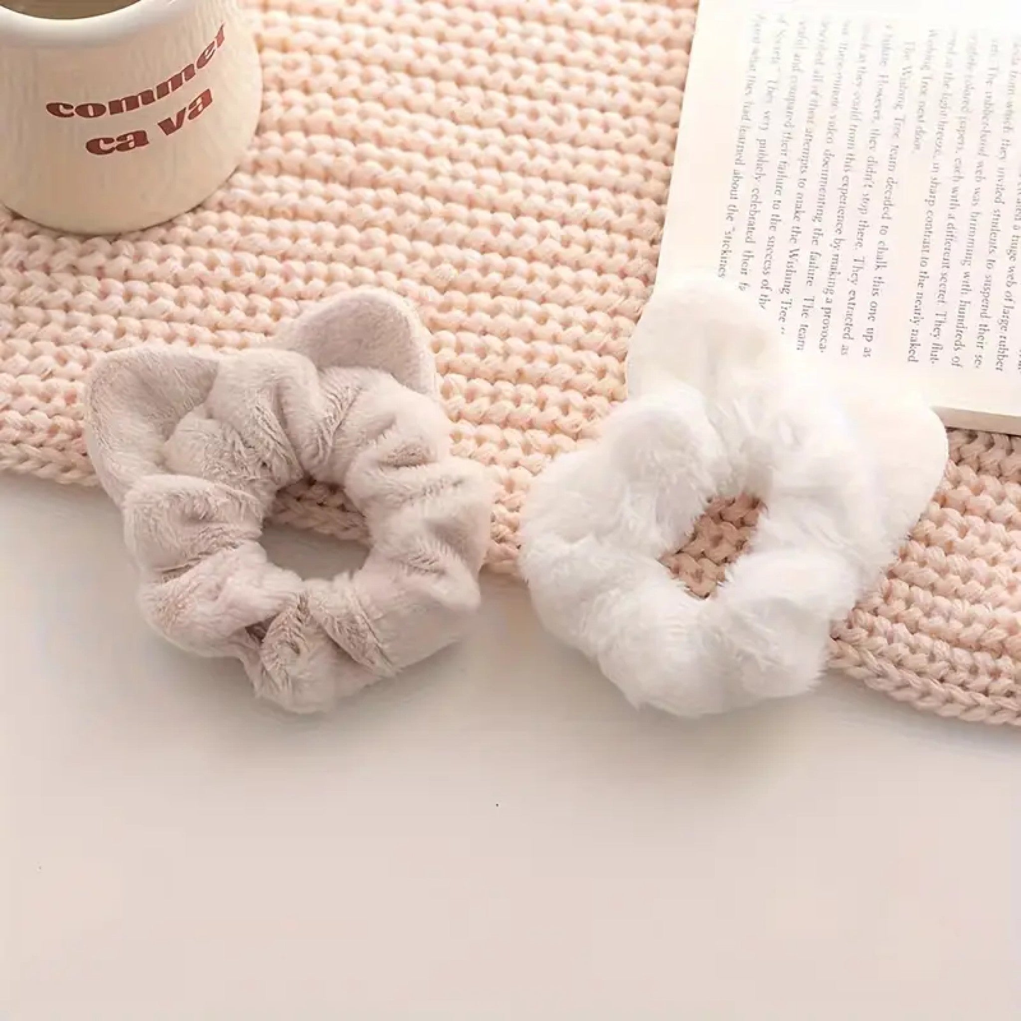 Chouchou Fluffy aux Oreilles de Chat – Image 7