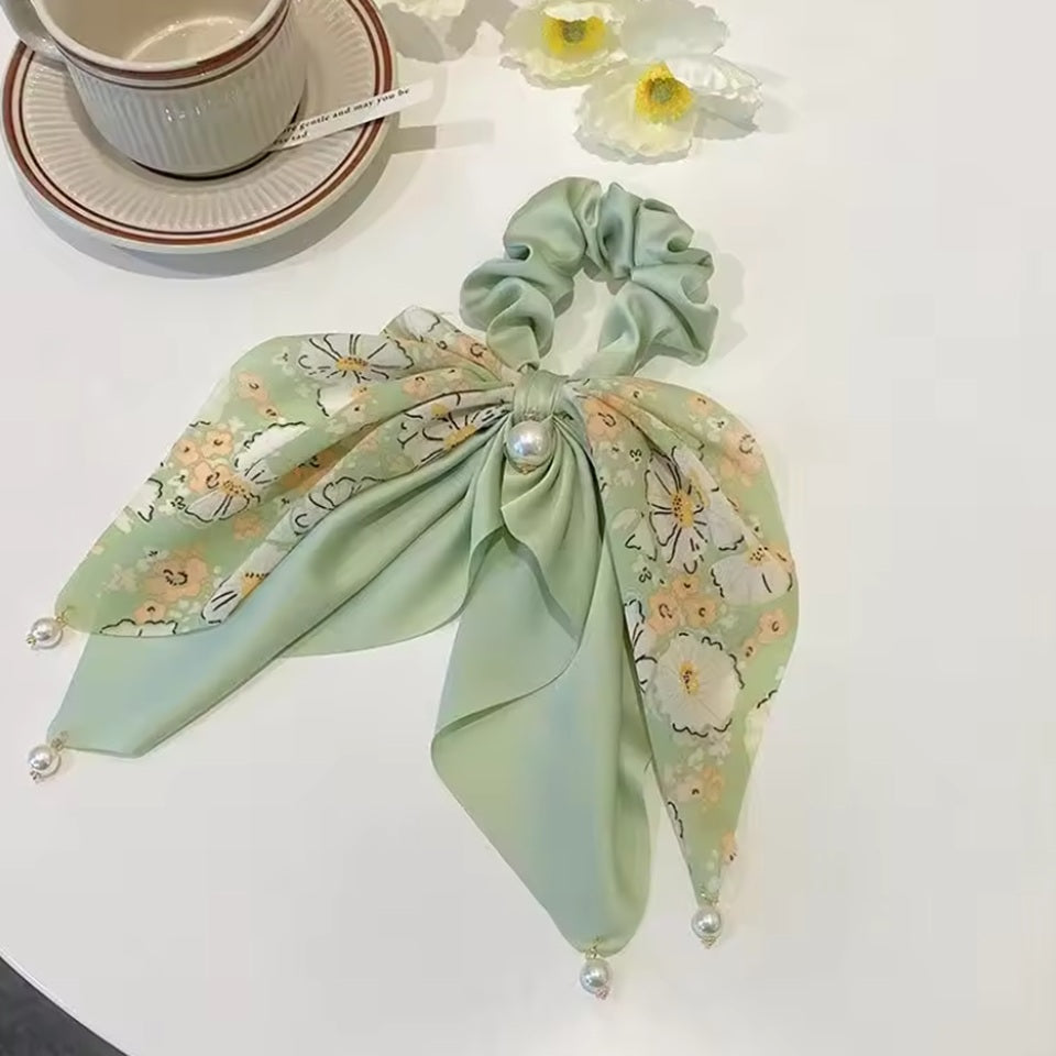 Chouchou Foulard fleuri aux Perles – Image 4