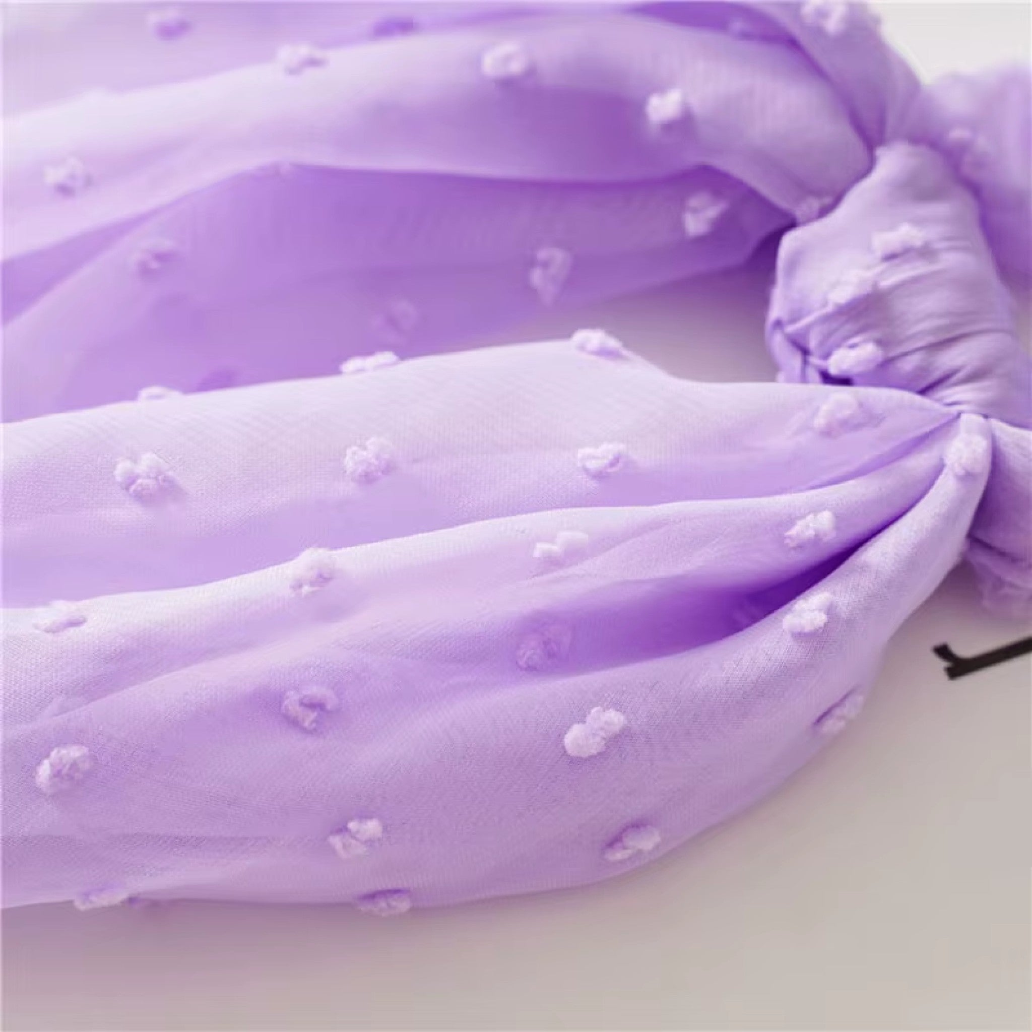 Chouchou en Foulard à Broderies – Image 10