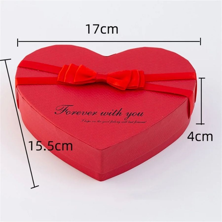Coffret Cadeau Cœur Rouge avec Roses de Savon et Ours – Image 7