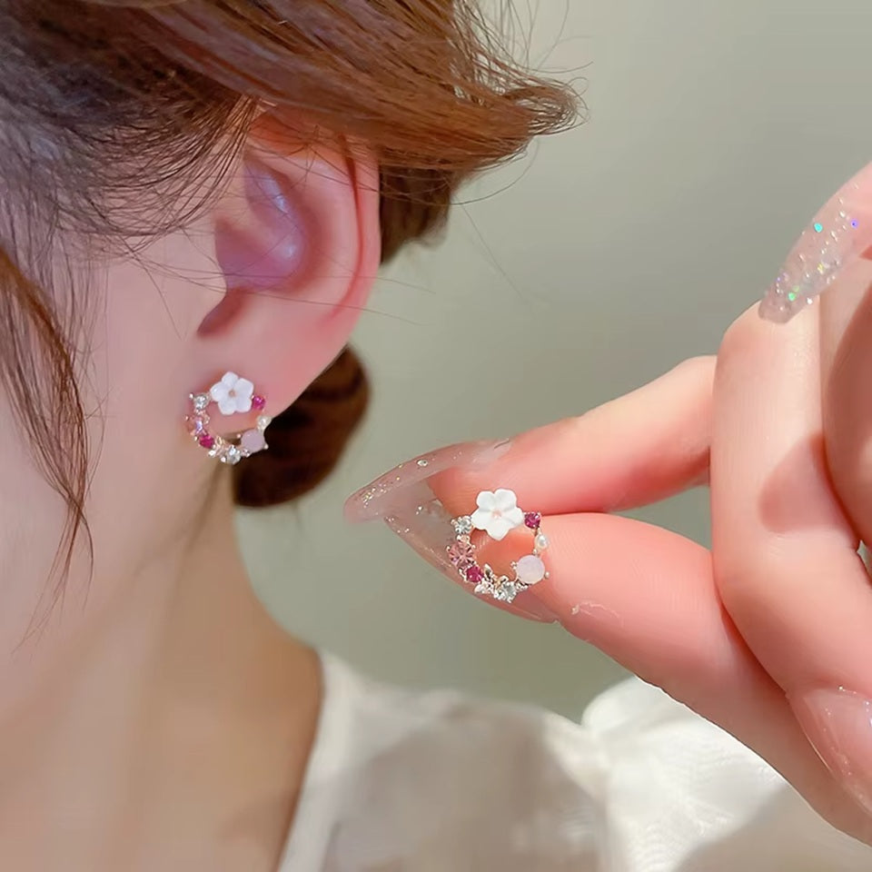 Ensemble de Bijoux Ronde Enchantée avec Collier et Boucles d'Oreilles – Image 4