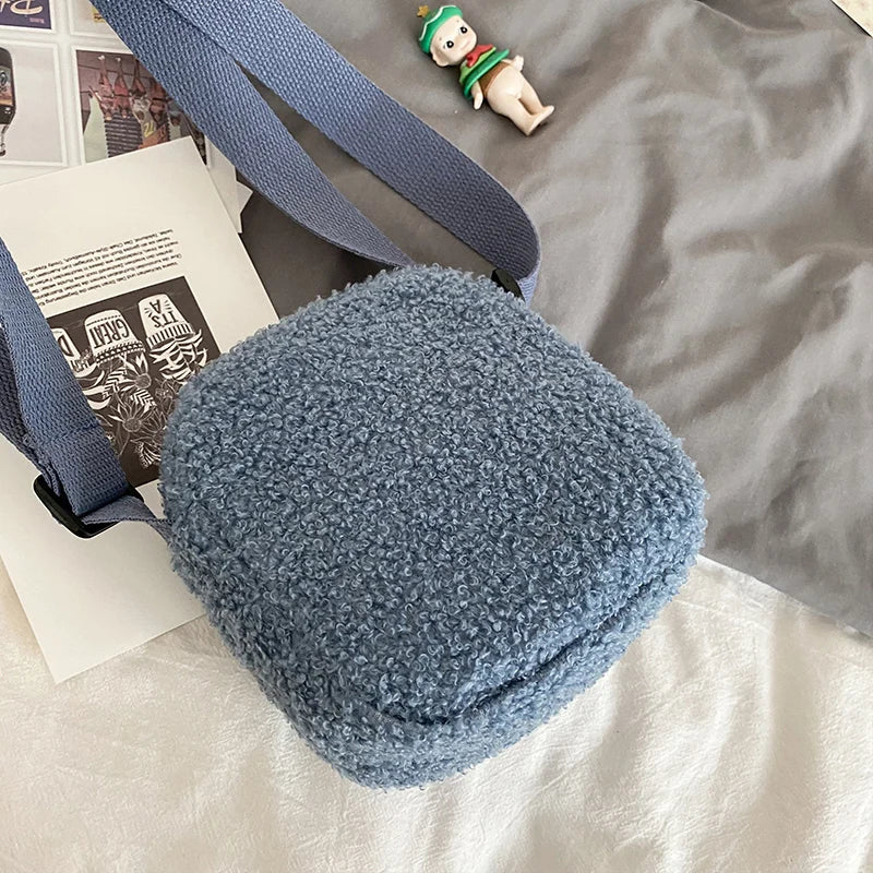 Sac à Bandoulière en Peluche Bleu Doux avec Ours Kawaii – Image 20
