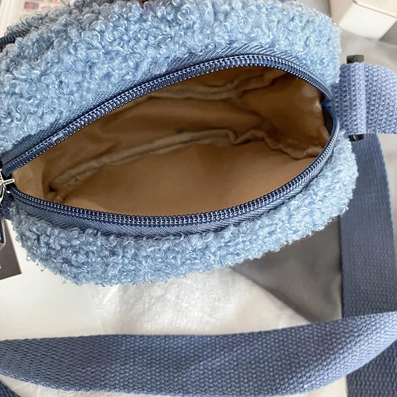 Sac à Bandoulière en Peluche Bleu Doux avec Ours Kawaii – Image 22