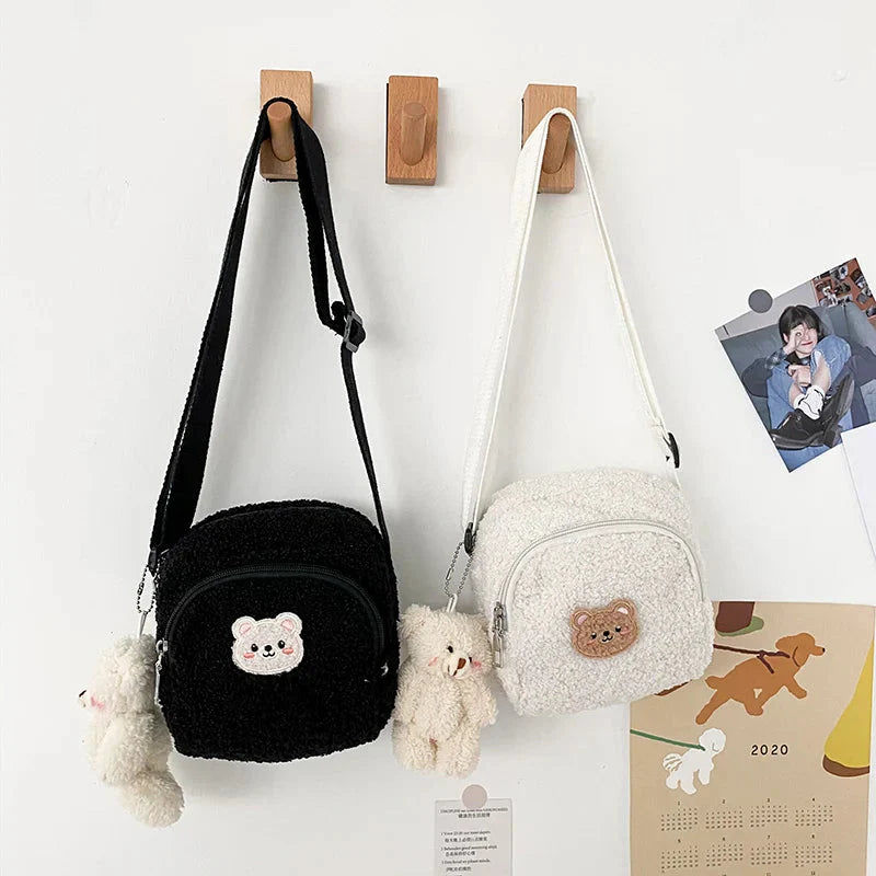 Sac à Bandoulière en Peluche Bleu Doux avec Ours Kawaii – Image 24