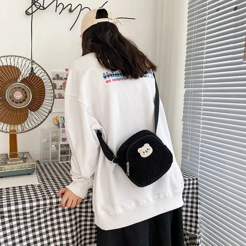 Sac à Bandoulière en Peluche Bleu Doux avec Ours Kawaii – Image 26