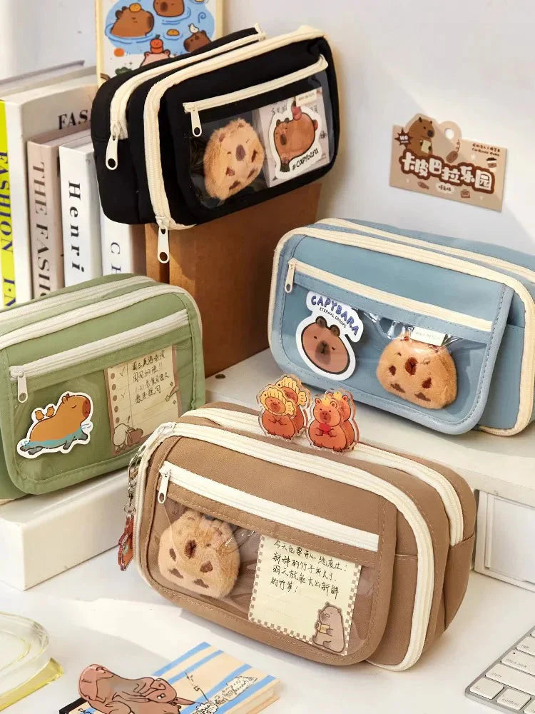 Trousse Kawaii Taupe avec Vitrine Animaux et Zip Blanc – Image 6