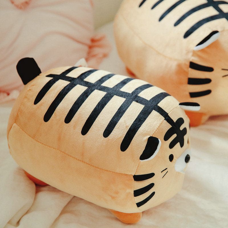 Peluche Tigre Rond Mignon à Rayures Noires – Image 4
