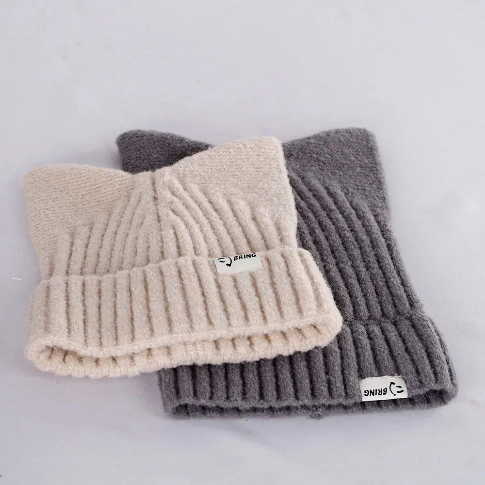 Bonnet Côtelé Doux à Oreilles de Chat Beige – Image 5