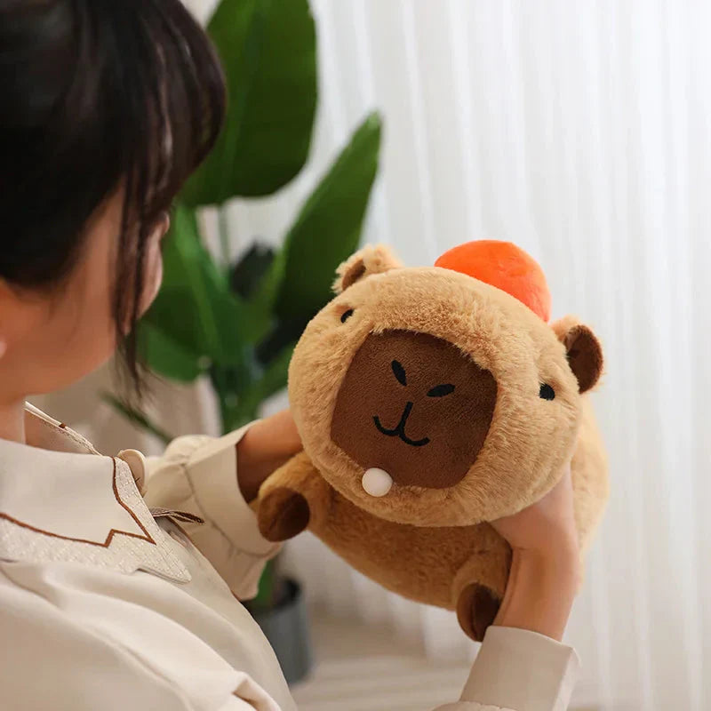 Peluche de Capybara Superposée avec Oiseau et Carotte – Image 23