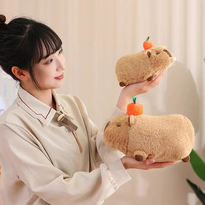 Peluche de Capybara Superposée avec Oiseau et Carotte – Image 24