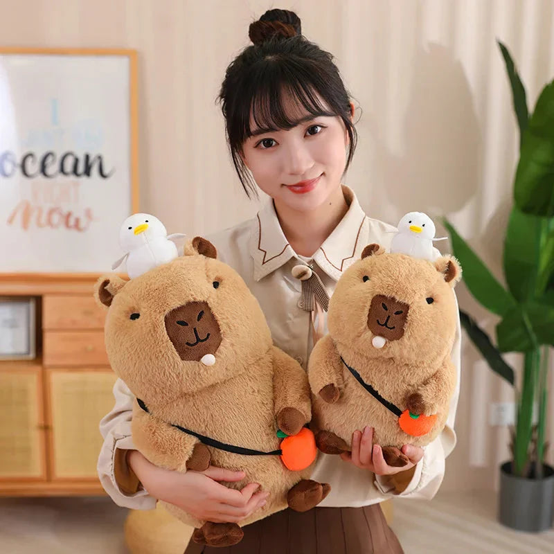 Peluche de Capybara Superposée avec Oiseau et Carotte – Image 27