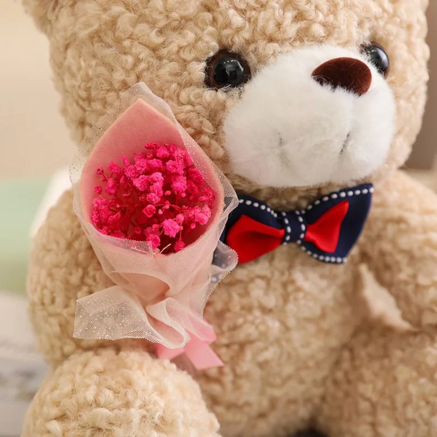 Ourson en Peluche Marron Bouclé, Nœud Papillon et Bouquet – Image 4