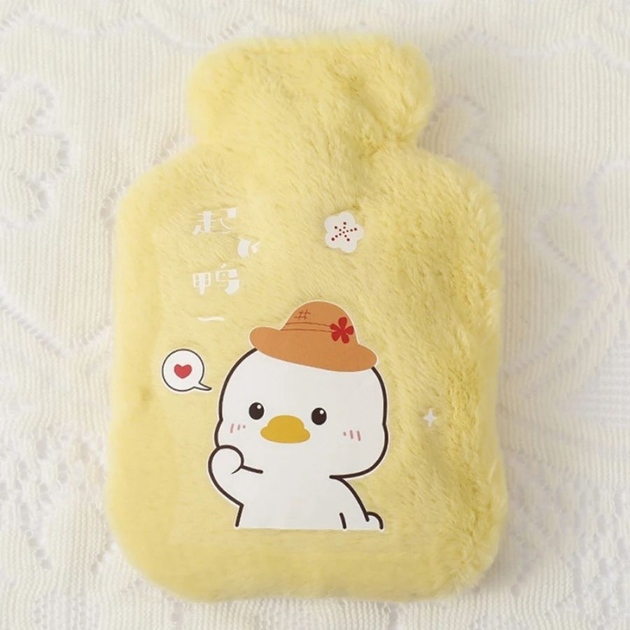Bouillotte en Peluche Jaune avec Canard Kawaii et Chapeau – Image 5
