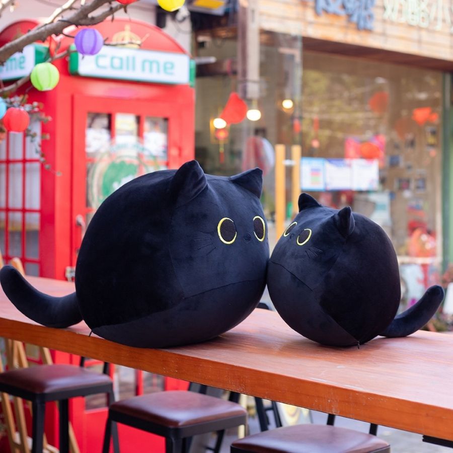 Peluche Chat Noir Kawaii aux Grands Yeux Jaunes – Image 2