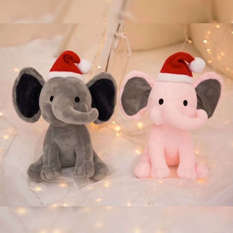 Éléphant en Peluche Rose avec Bonnet de Noël – Image 4