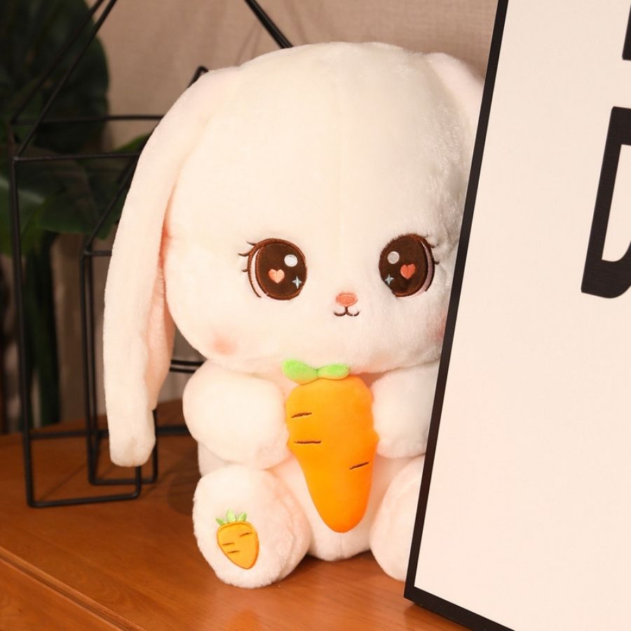 Peluche Lapin Blanc Crème aux Yeux Cœurs et Carotte – Image 3