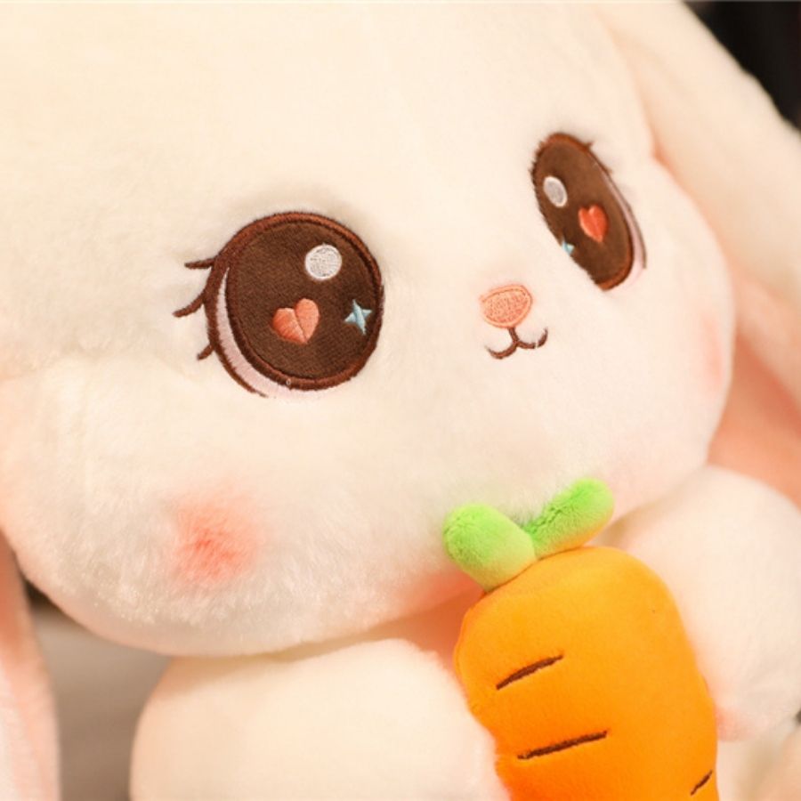 Peluche Lapin Blanc Crème aux Yeux Cœurs et Carotte – Image 5