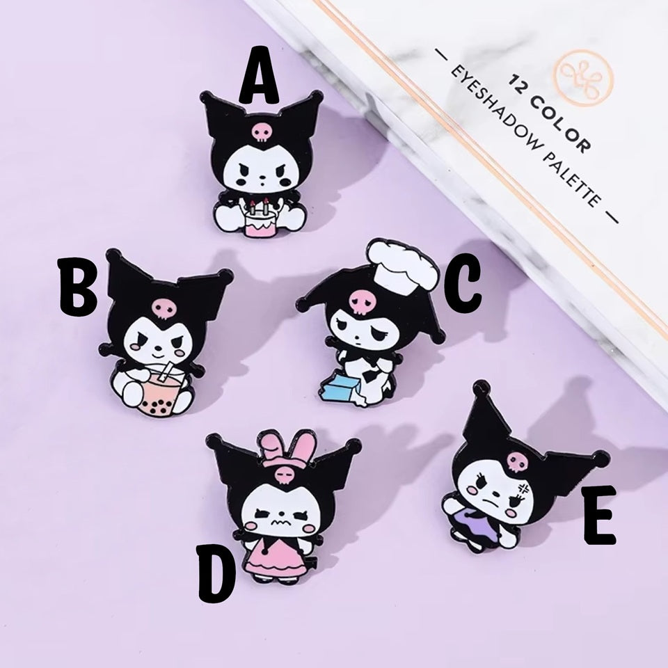 Pin's Kuromi Noir Officiel – Image 4