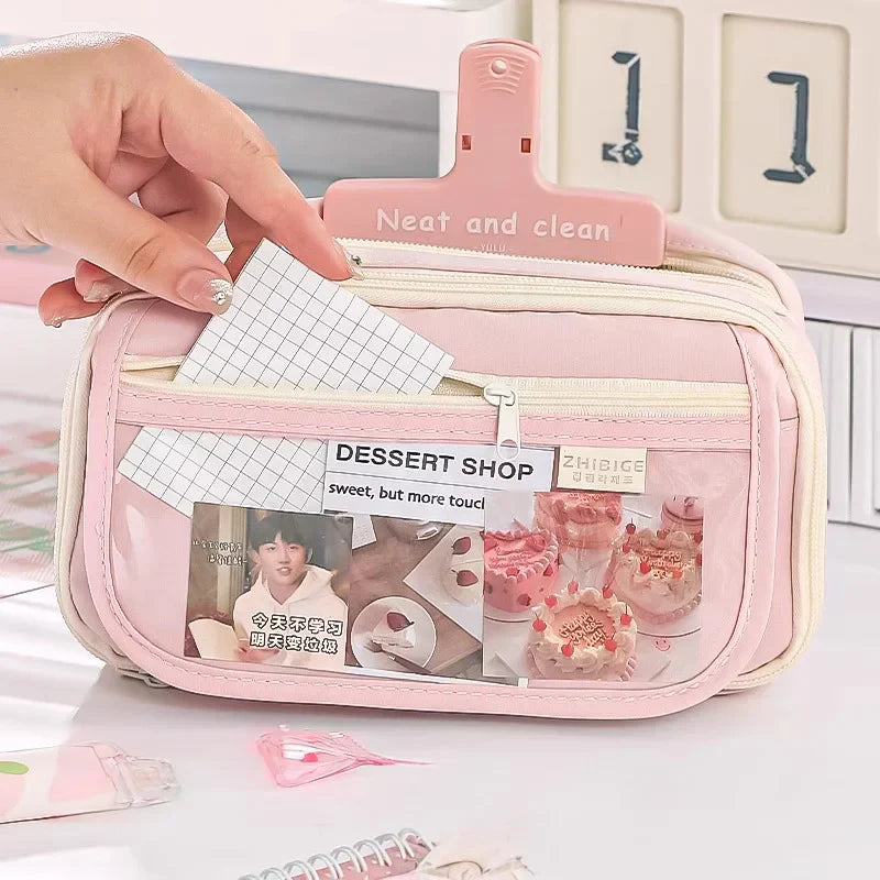 Grande Trousse Rose Pâle à Fenêtre et Double Zip – Image 5