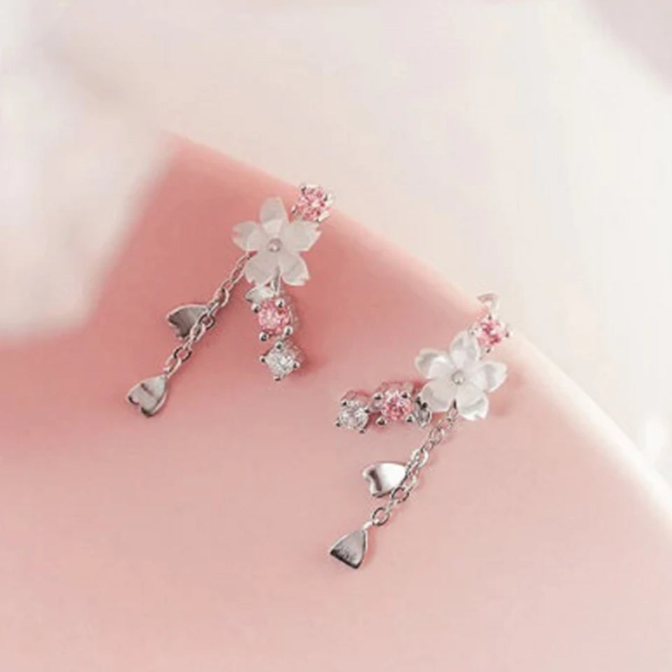 Boucles d'Oreilles Fleurs de Sakura – Image 3