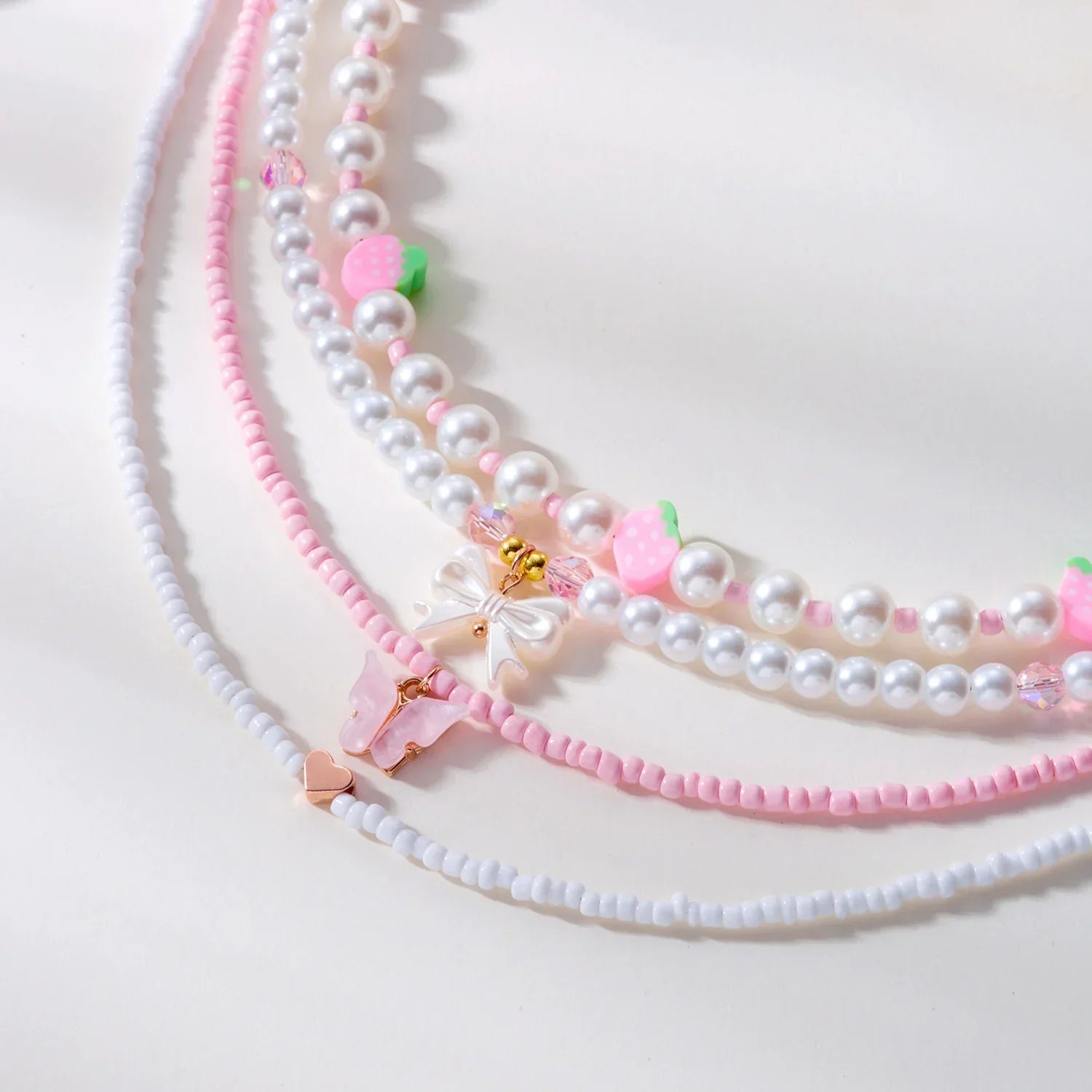 Collier Multirangs Perles et Fraises Rouge et Blanc – Image 11