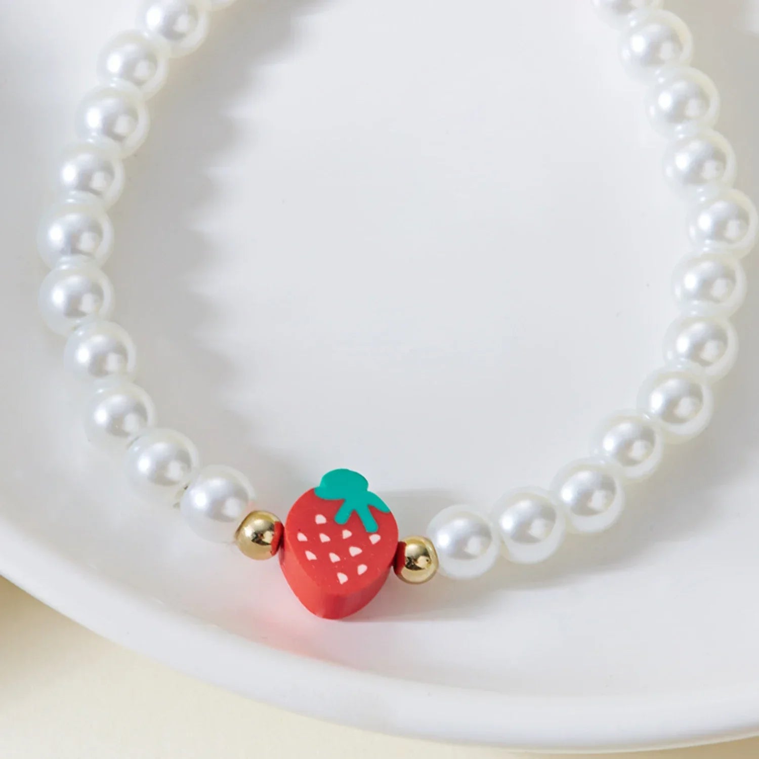 Collier Multirangs Perles et Fraises Rouge et Blanc – Image 21