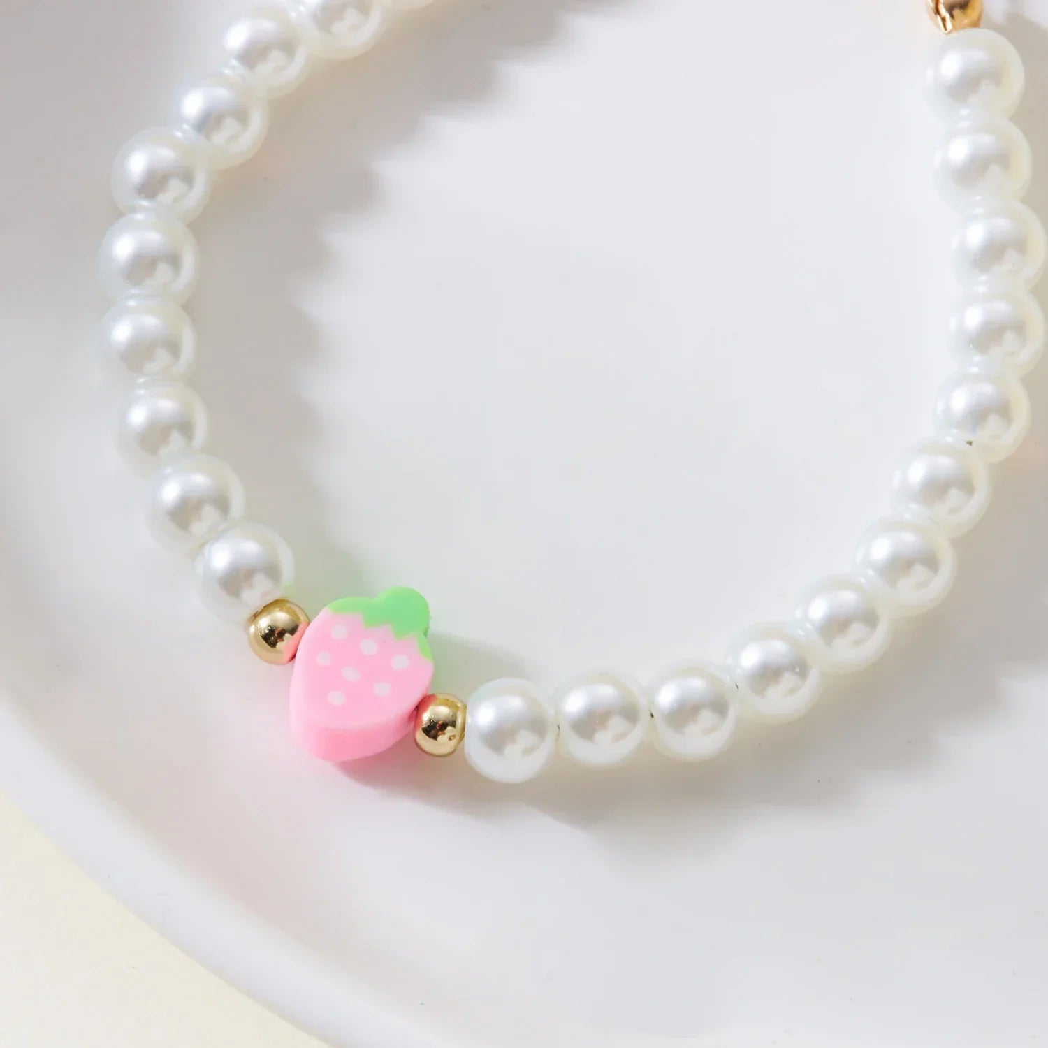 Collier Multirangs Perles et Fraises Rouge et Blanc – Image 25