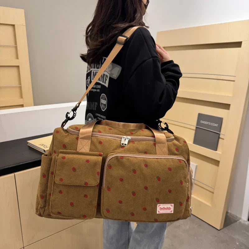Sac Duffle en Velours Côtelé Écru à Fraises – Image 14