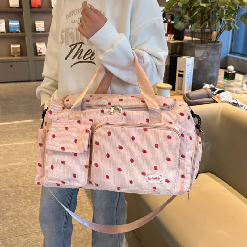 Sac Duffle en Velours Côtelé Écru à Fraises – Image 22