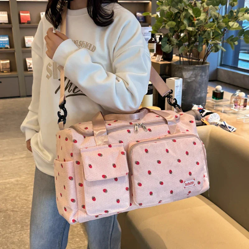 Sac Duffle en Velours Côtelé Écru à Fraises – Image 23