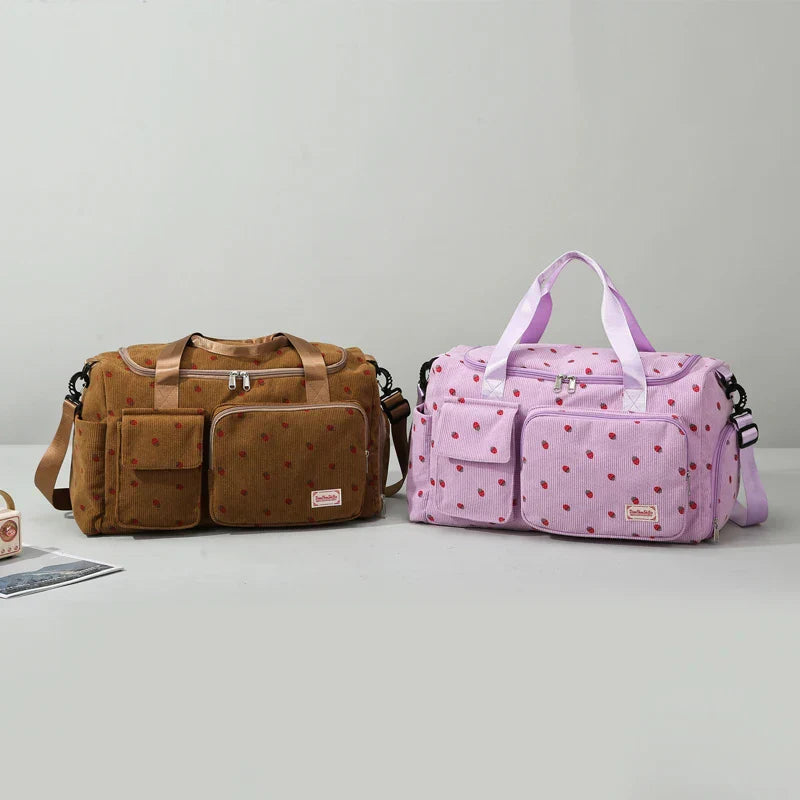 Sac Duffle en Velours Côtelé Écru à Fraises – Image 8