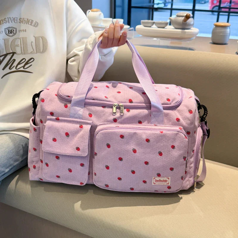 Sac Duffle en Velours Côtelé Écru à Fraises – Image 9
