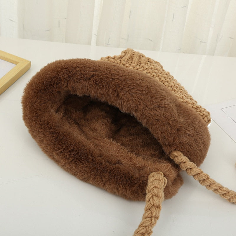 Bonnet Écru à Oreilles de Chat en Fausse Fourrure – Image 30